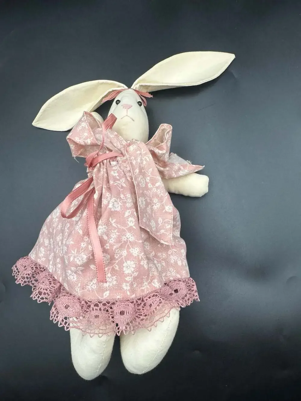 Handmade Folk Art Rabbit Family Cloth Dolls Set of 3 Cottagecore - Picture 6 of 7
